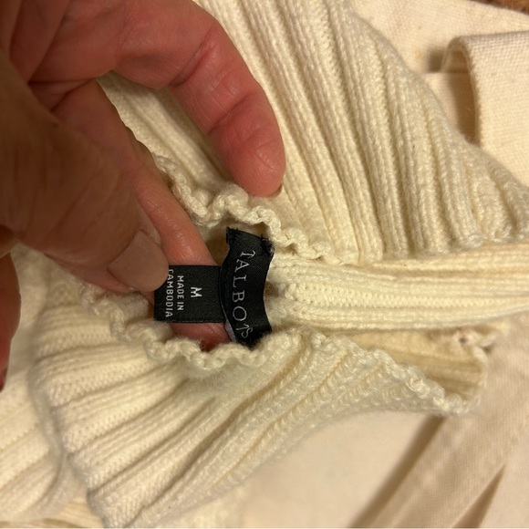 Talbots Sweater - Picture 5 of 6